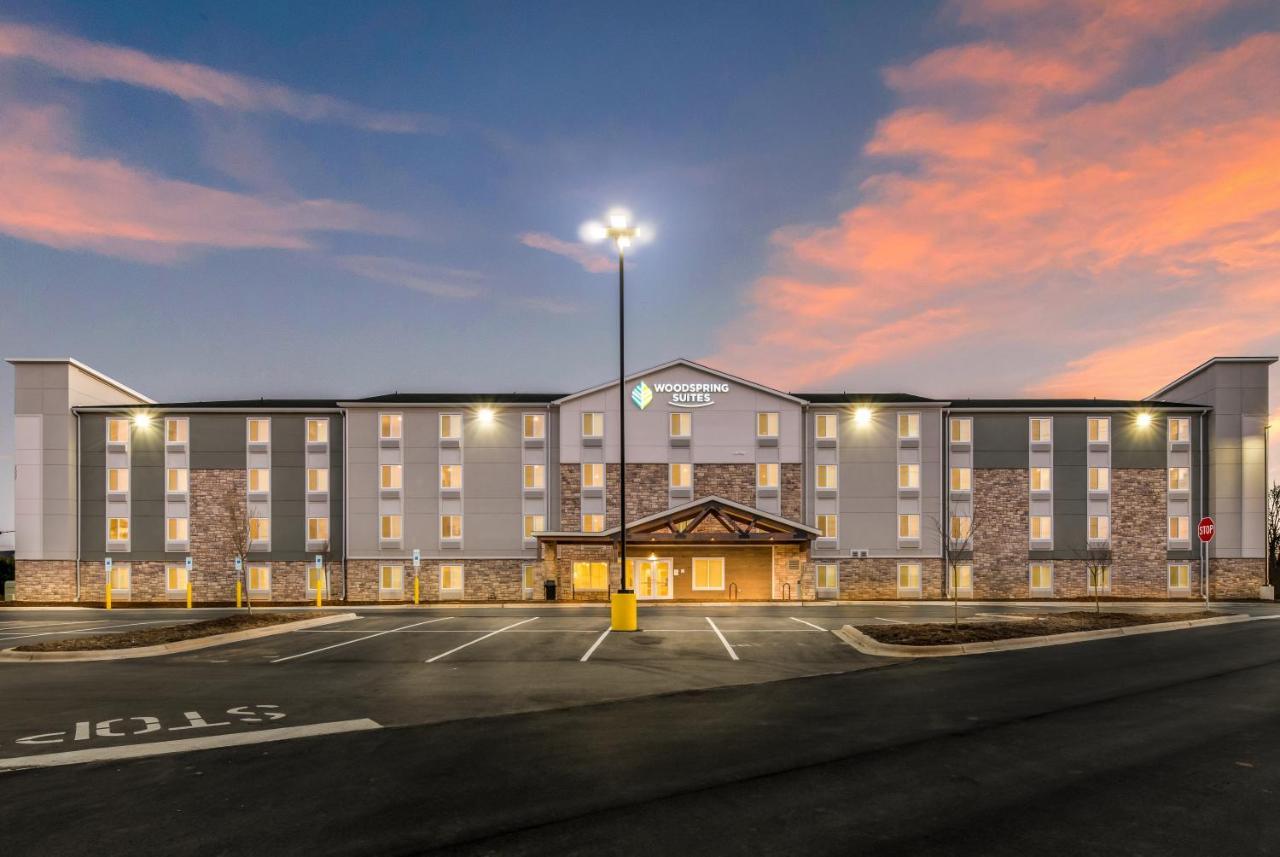 Woodspring Suites Charlotte - University Research Park Extérieur photo